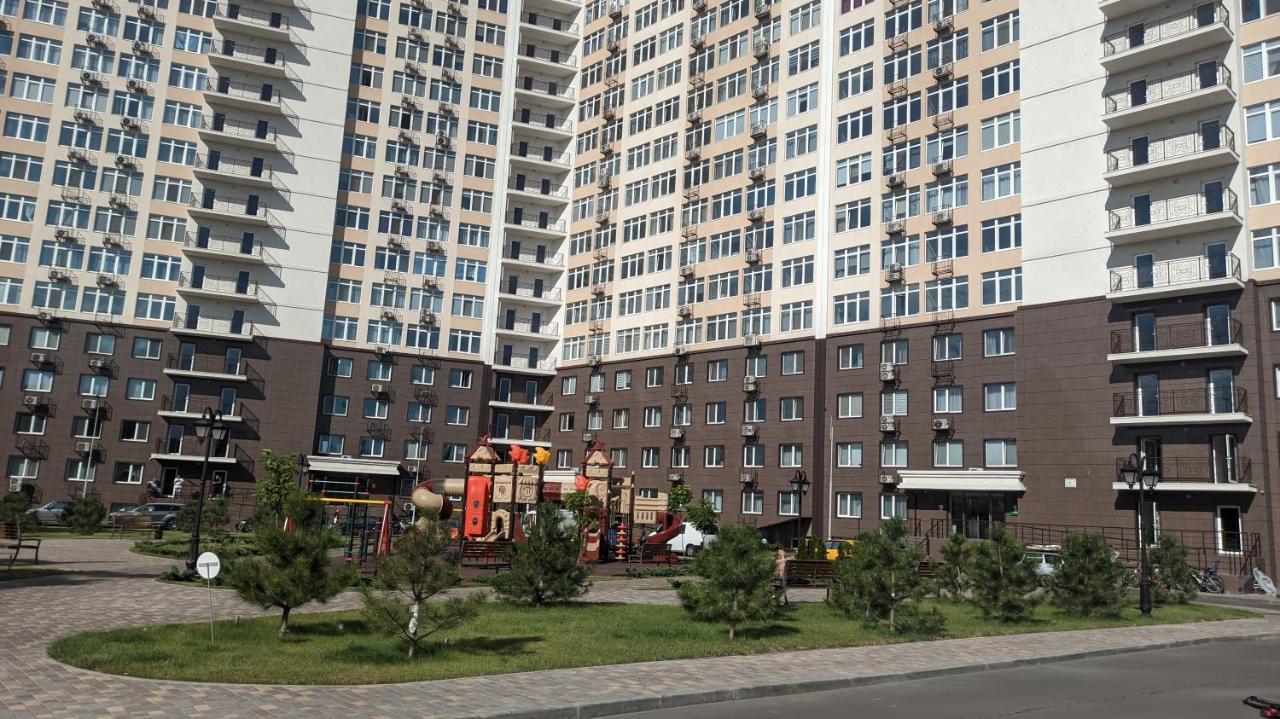 Квартира Кадорр Бассейная Apt Odeassa Basseinaya Apartamento Odesa Exterior foto