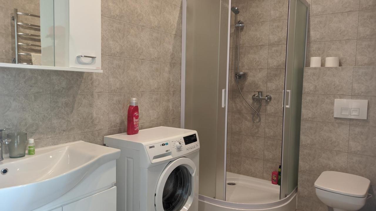 Квартира Кадорр Бассейная Apt Odeassa Basseinaya Apartamento Odesa Exterior foto
